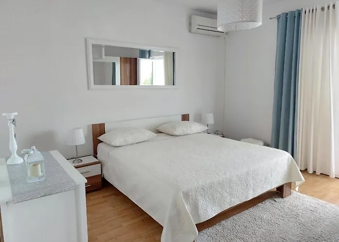 アパート Marija Anchor ザダル