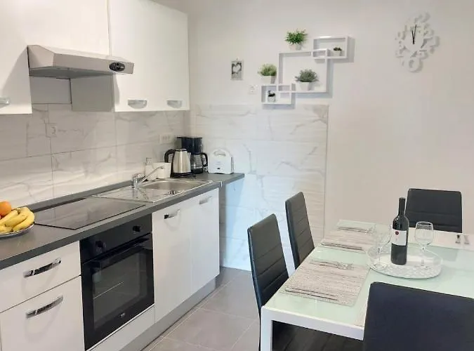 Marija Anchor アパート *