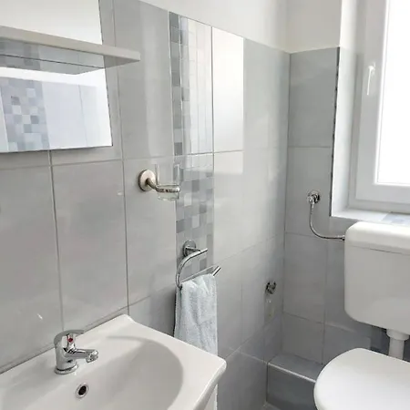 Marija Anchor Lägenhet *